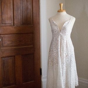 Boohoo White Eyelash Lace Midi Dress